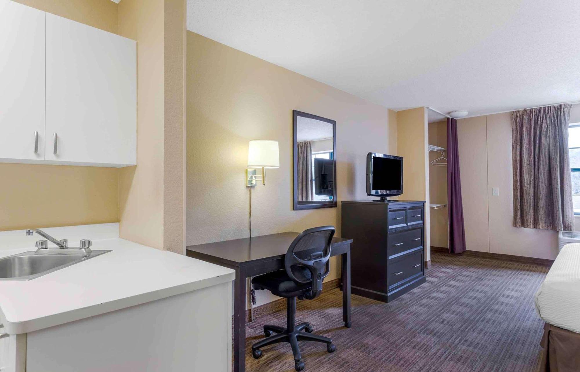 Extended Stay America Suites - Houston - Galleria - Westheimer Eksteriør billede